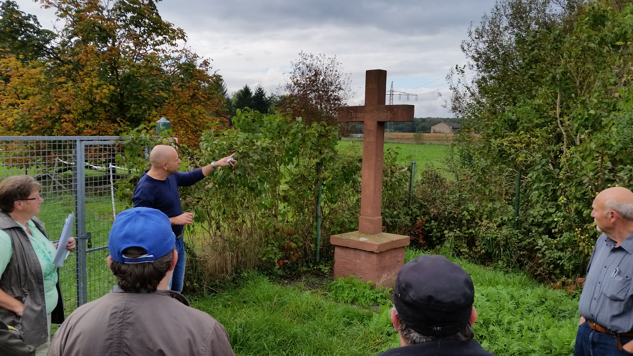 Feldkreuz am Eppertshäuser Pfad Feldkreuz am Eppertshäuser Pfad