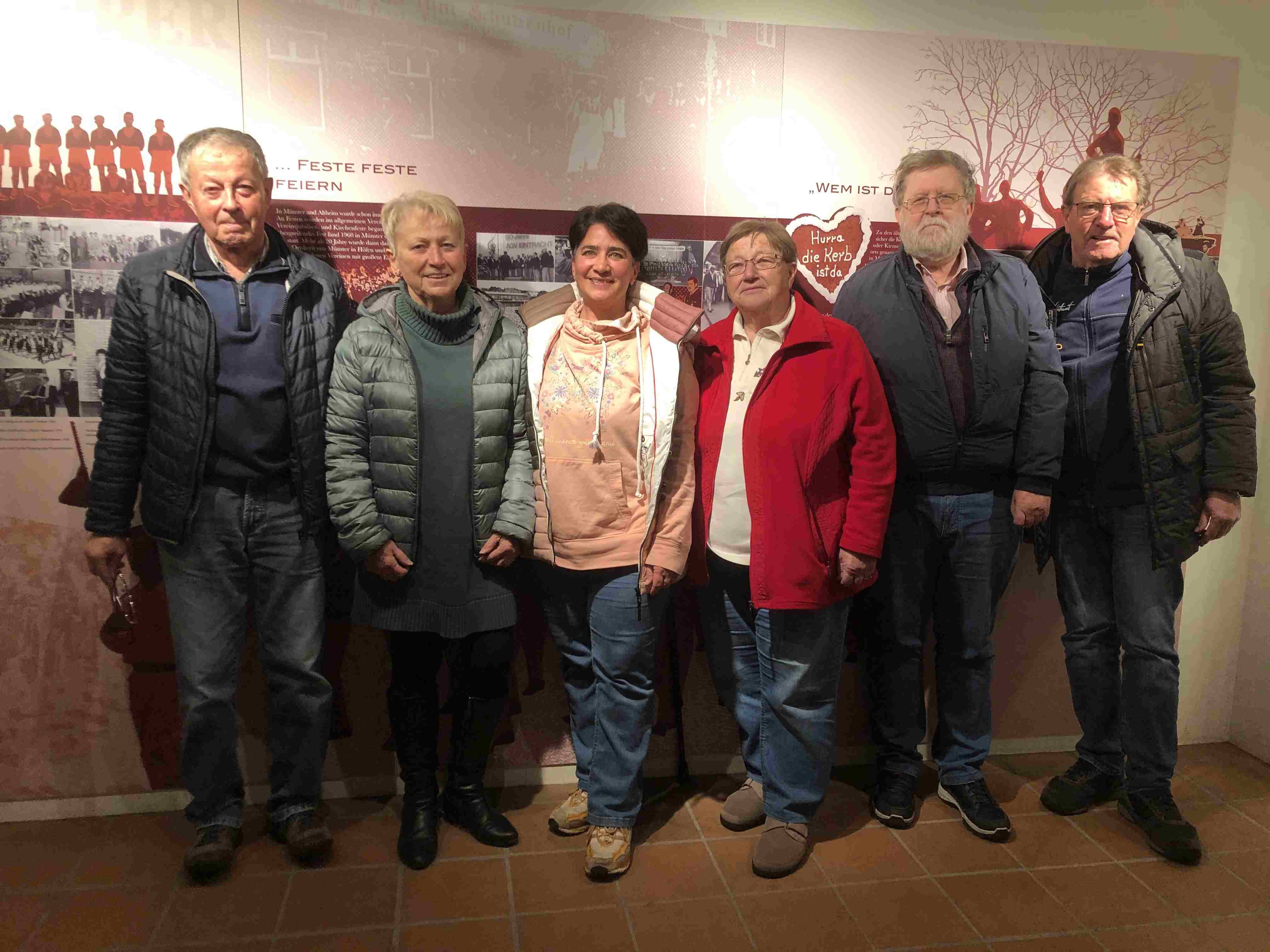 Der neue Vorstand des Heimat- und Geschichtsvereins Münster. Von links: Walter Kurth, Inge Eckmann, Patricia Bombala, Margarete Elster, Peter Waldmann und Walter Blank. Nicht im Bild: Marcus Milligan. Foto: Günter Willmann